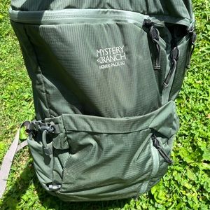 Women’s mystery ranch hover 50 hiking backpack